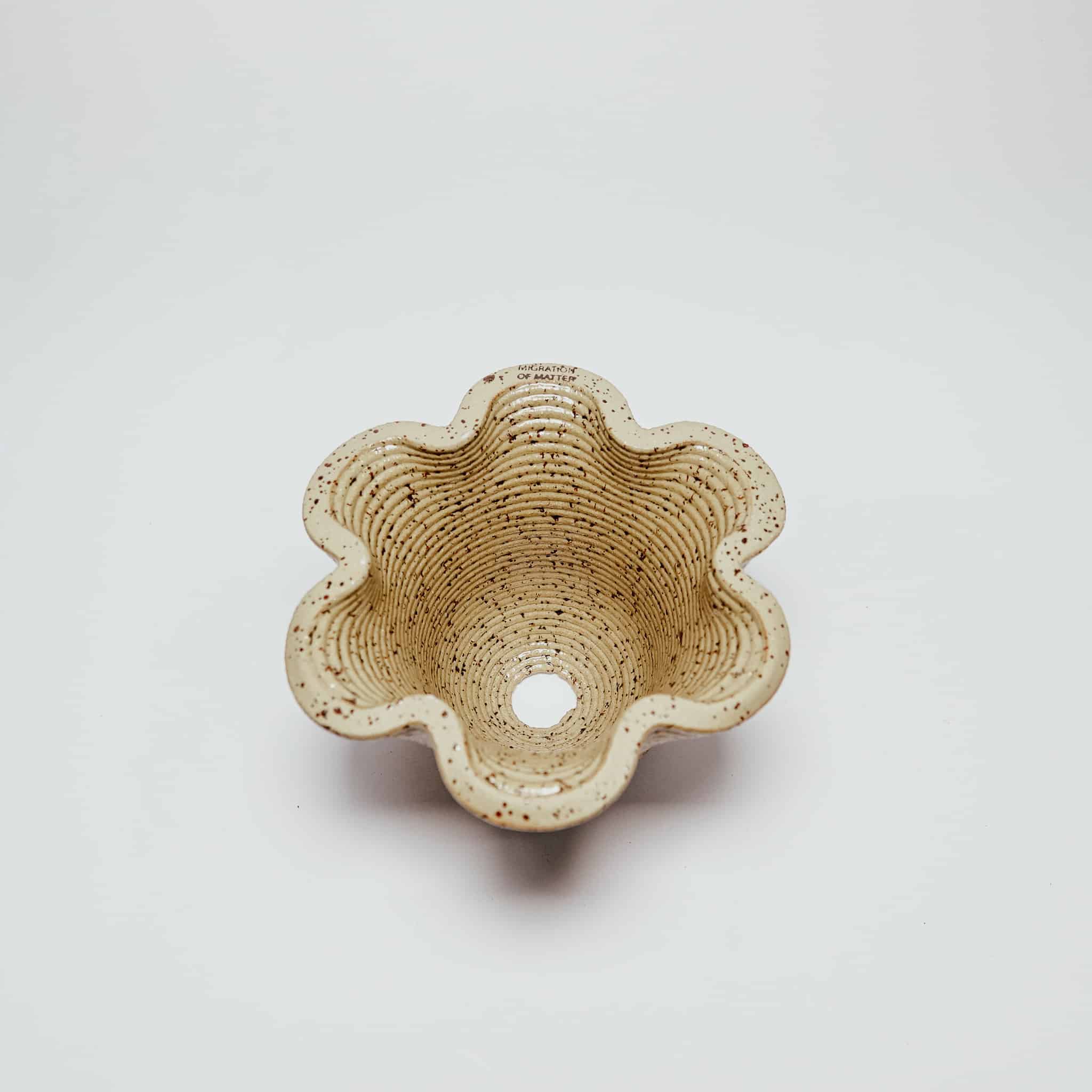 Flora Coffee Dripper – 3D Printed Ceramic Pour Over | Kalita